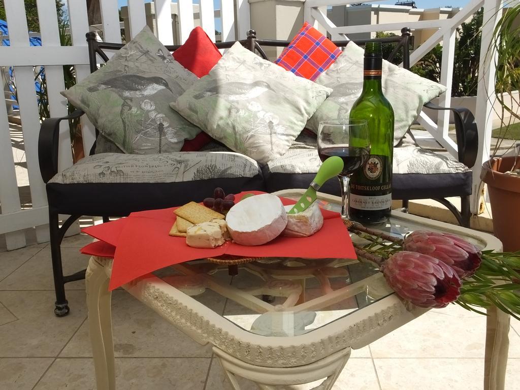 Cape Flame Guest House Порт Елизабет Екстериор снимка