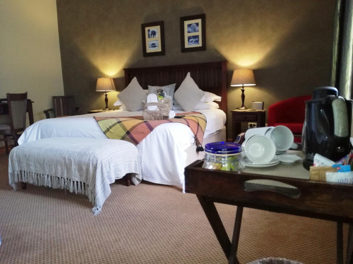 Cape Flame Guest House Порт Елизабет Екстериор снимка