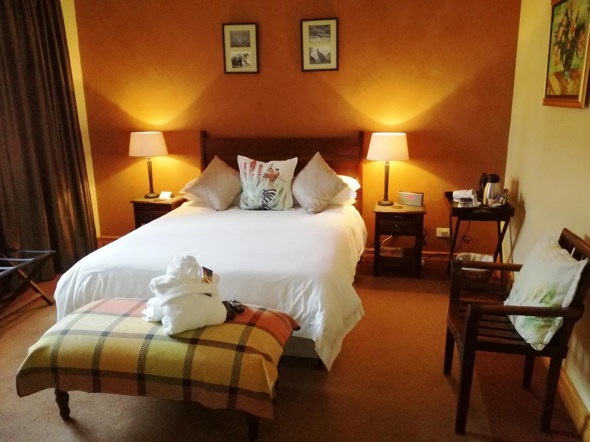 Cape Flame Guest House Порт Елизабет Екстериор снимка