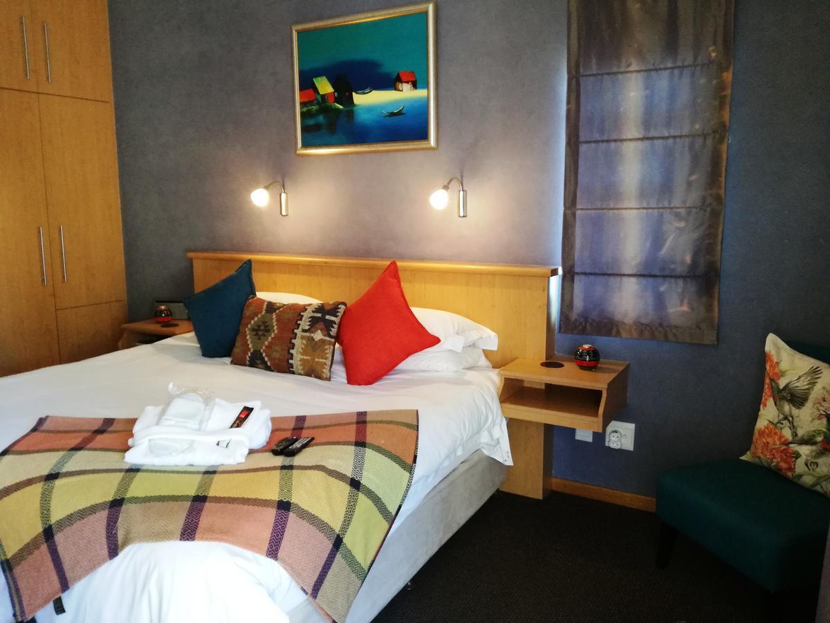 Cape Flame Guest House Порт Елизабет Екстериор снимка