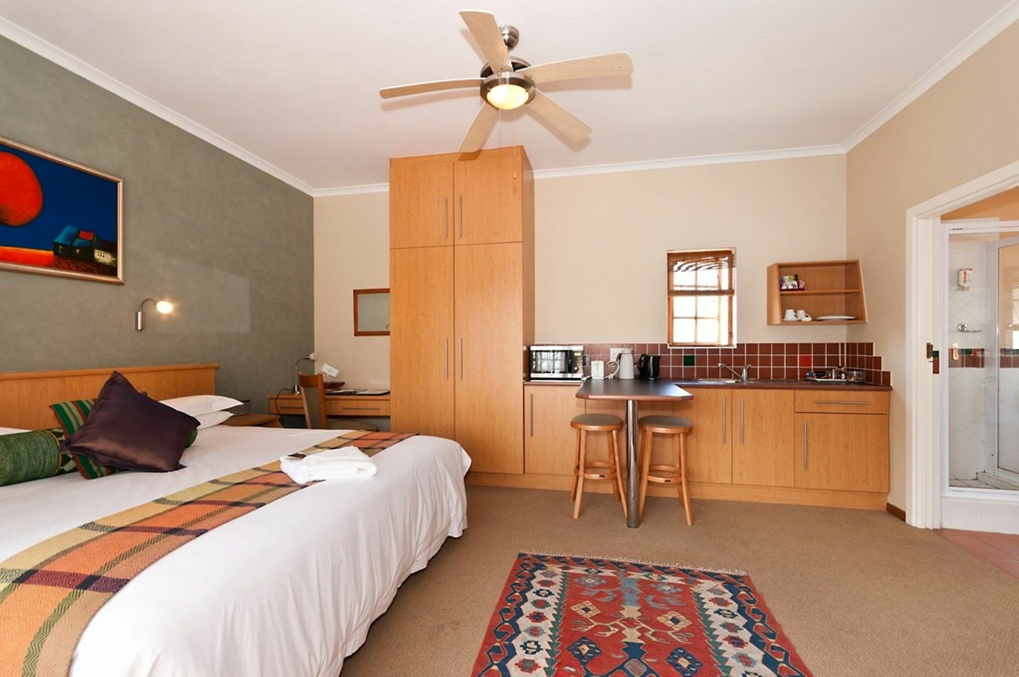 Cape Flame Guest House Порт Елизабет Екстериор снимка