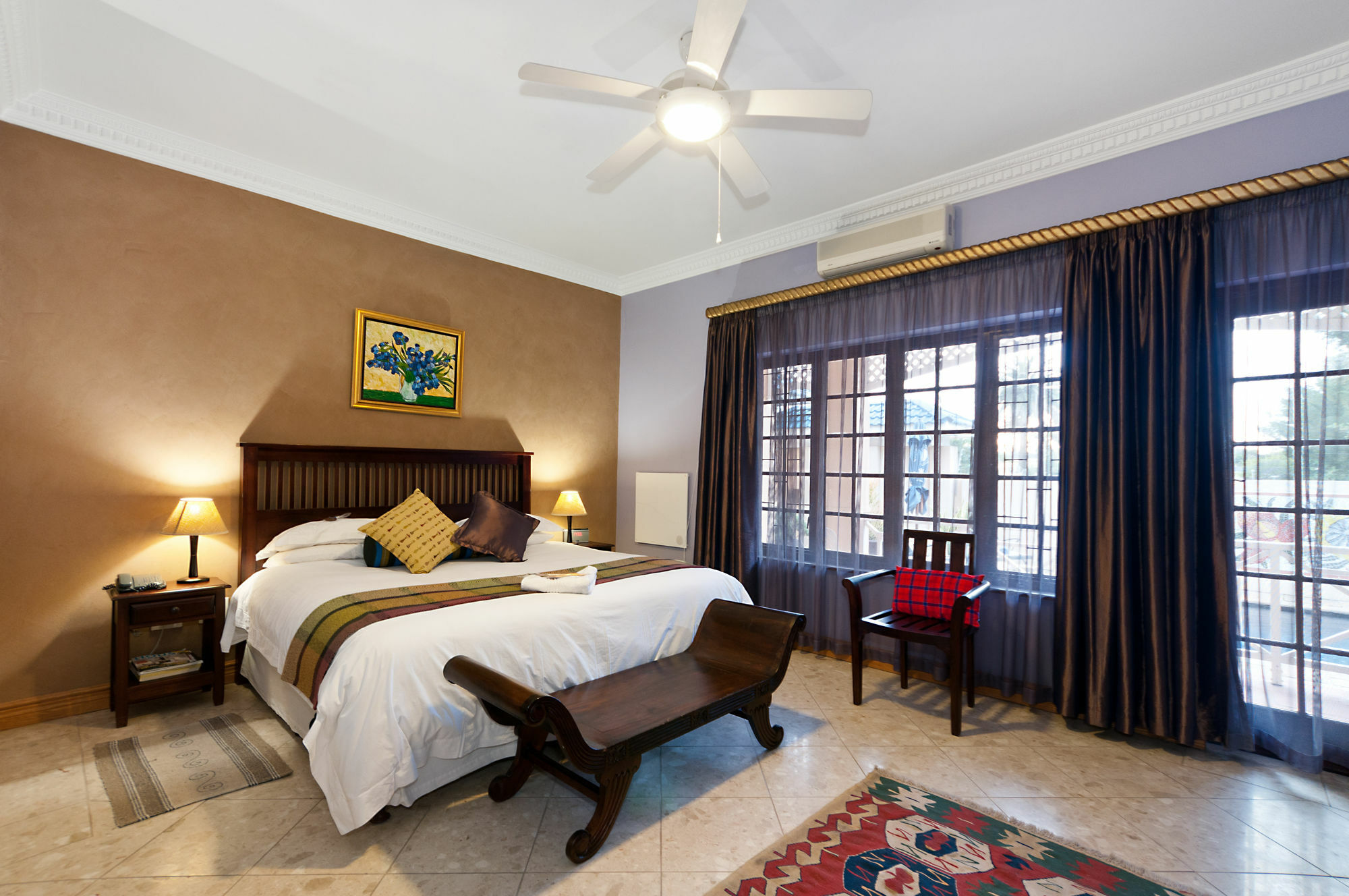 Cape Flame Guest House Порт Елизабет Екстериор снимка